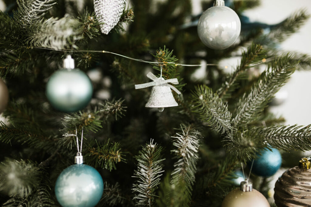 vianočné dekorácie na stromček